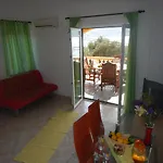 דירה Val's Osljak פרקו