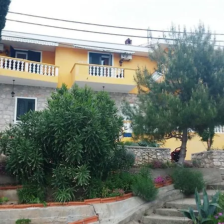 Val's Osljak דירה פרקו