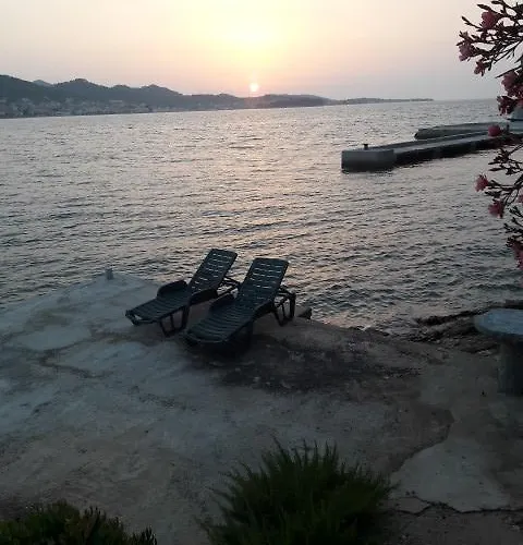 Διαμέρισμα Val's Osljak